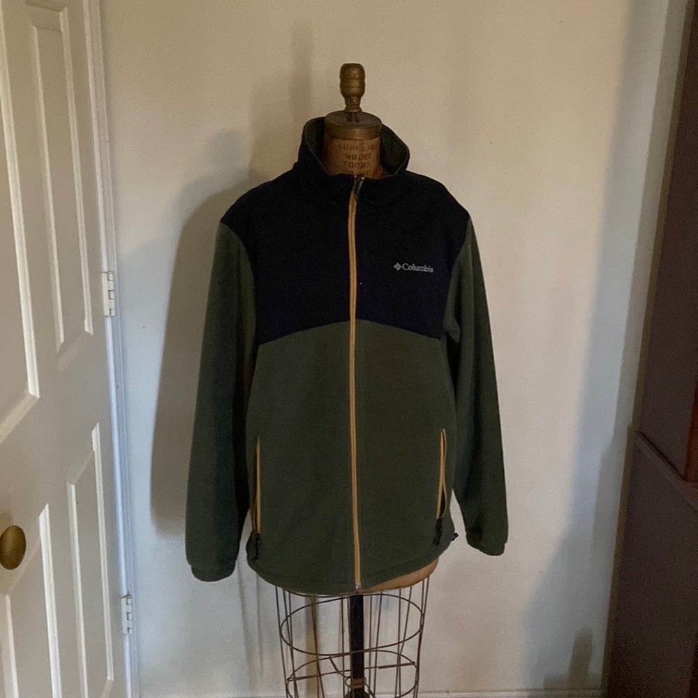 Columbia zip up sweater